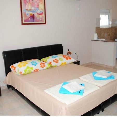 Apartments Anne Petrovac Dış mekan fotoğraf