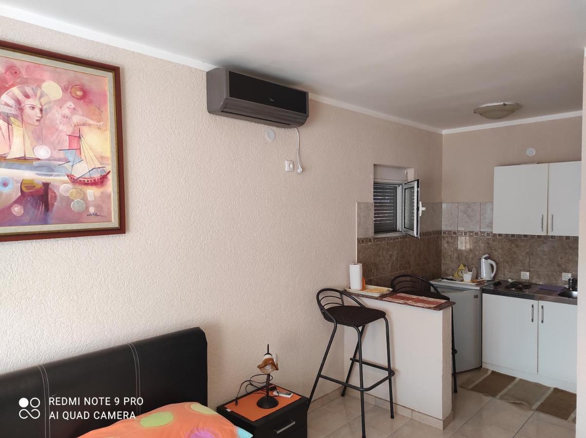 Apartments Anne Petrovac Dış mekan fotoğraf