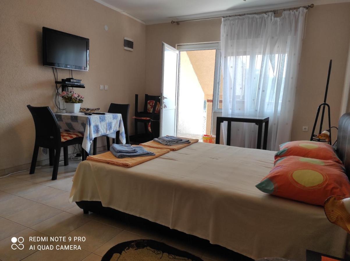 Apartments Anne Petrovac Dış mekan fotoğraf