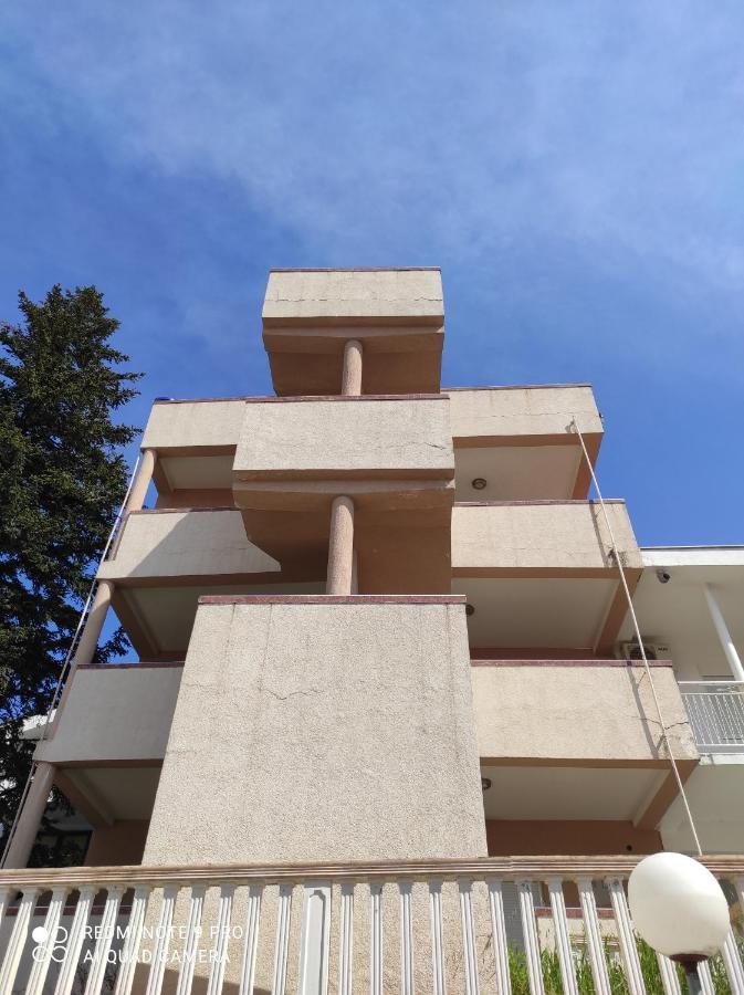 Apartments Anne Petrovac Dış mekan fotoğraf